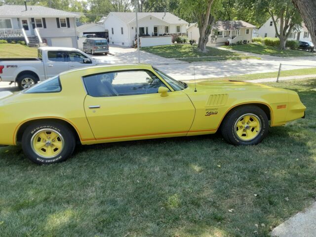 Chevrolet Camaro 1978 image number 0