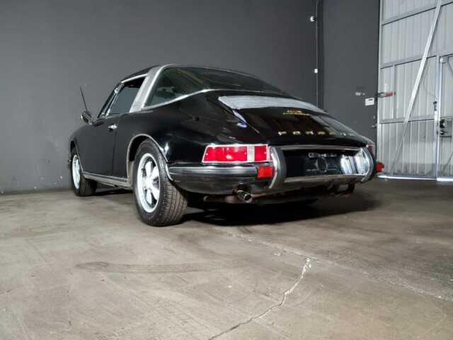 Porsche 911 1971 image number 0