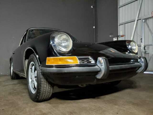 Porsche 911 1971 image number 31