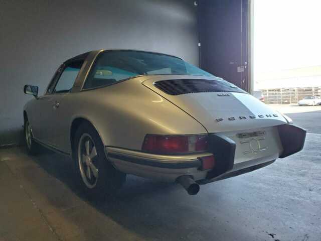 Porsche 911 1973 image number 32