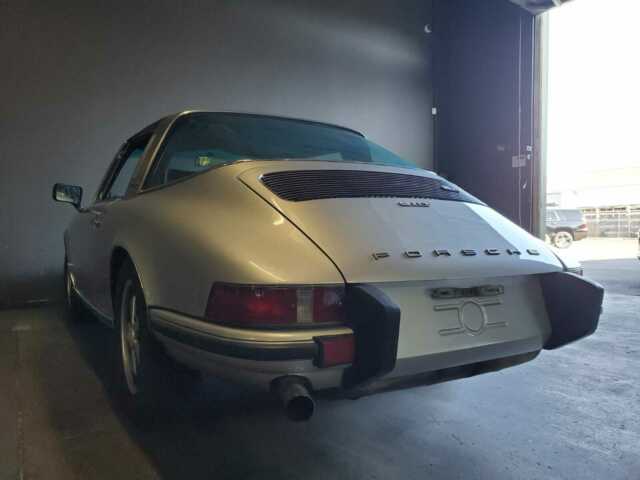 Porsche 911 1973 image number 6