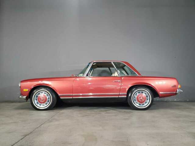 Mercedes-Benz SL-Class 1971 image number 0