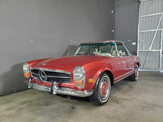 Mercedes-Benz SL-Class 1971 image number 12