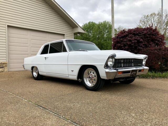 Chevrolet Nova 1967 image number 2