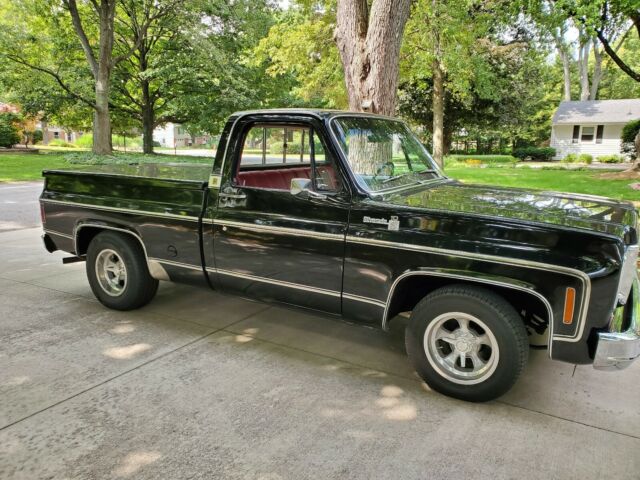 Chevrolet Silverado 1975 image number 5