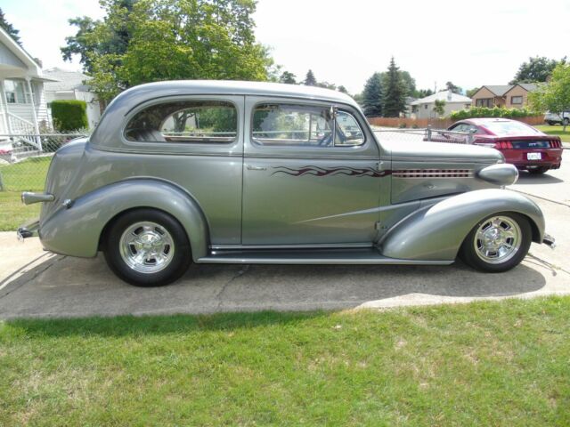 Chevrolet Sedan 1938 image number 31