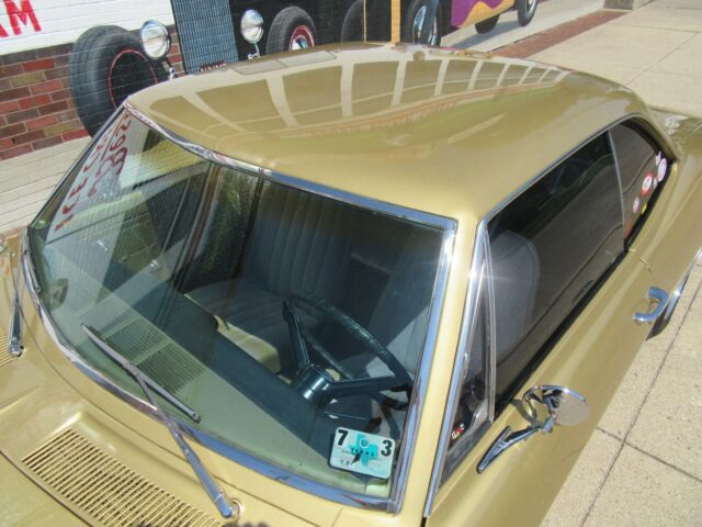 Chevrolet Corvair 1967 image number 26