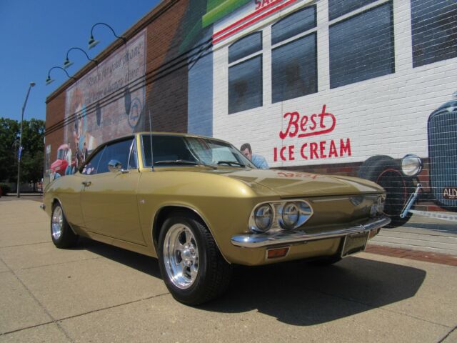 Chevrolet Corvair 1967 image number 29