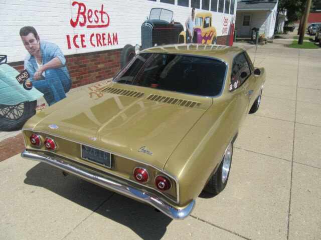 Chevrolet Corvair 1967 image number 30