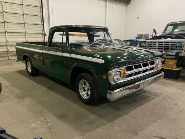 Dodge D100 1968 image number 1