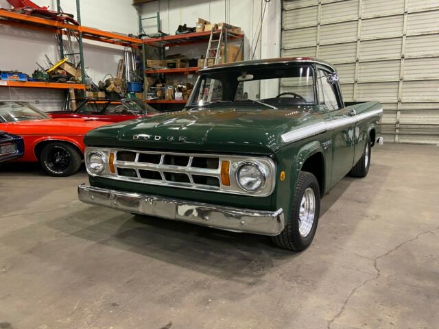 Dodge D100 1968 image number 12