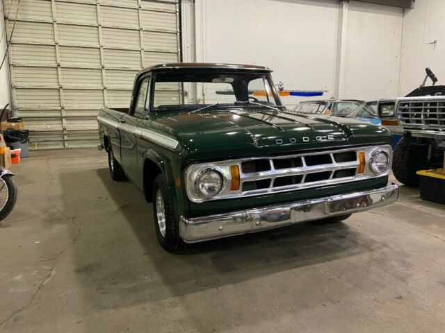 Dodge D100 1968 image number 26