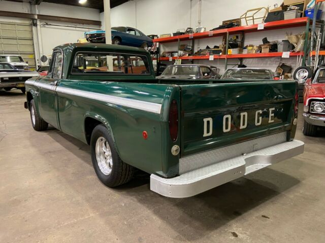 Dodge D100 1968 image number 27