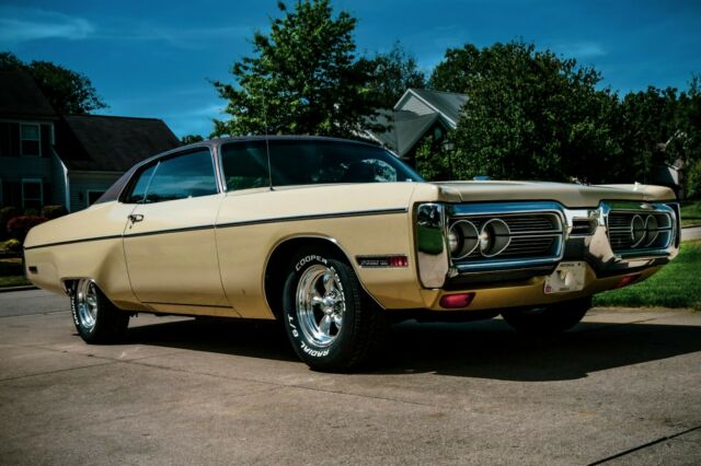 Plymouth Fury 1972 image number 10