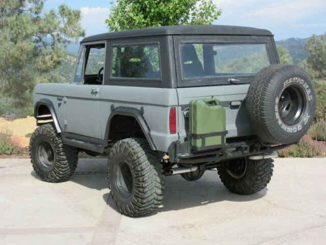 Ford Bronco 1966 image number 34