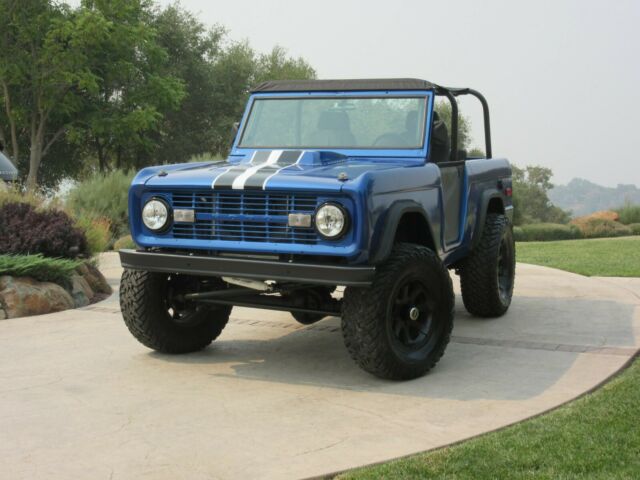 Ford Bronco 1973 image number 1