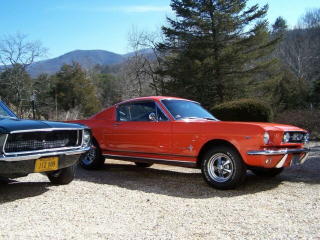 Ford Mustang 1966 image number 19