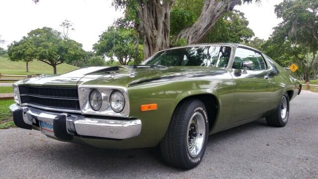 Plymouth Roadrunner 1973 image number 0