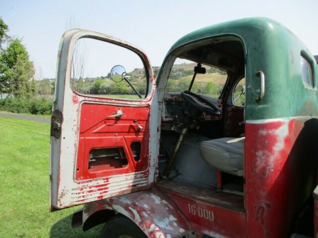 Dodge COE 1940 image number 28