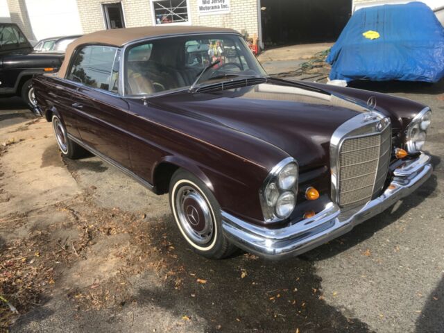 Mercedes-Benz S-Class 1967 image number 27