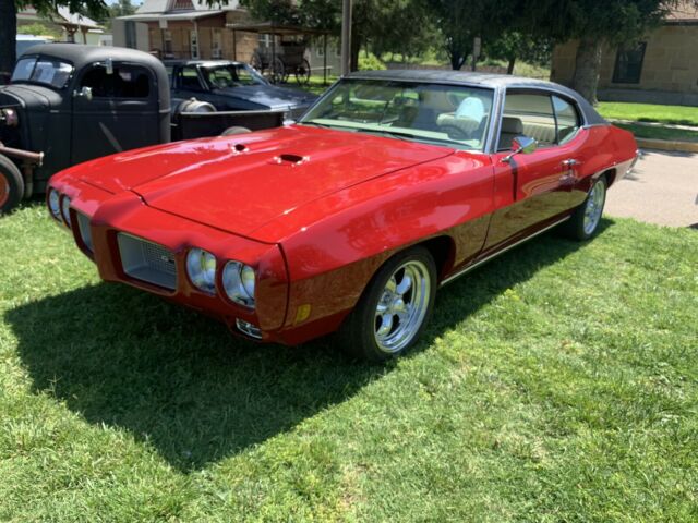 Pontiac GTO 1970 image number 0