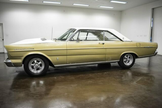 Ford Galaxie 1965 image number 27