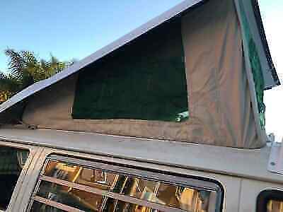 Volkswagen Westfalia Camper 1971 image number 34