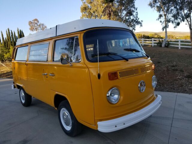 Volkswagen Bus/Vanagon 1977 image number 31