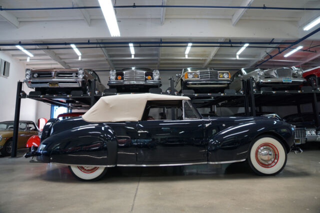 Lincoln Zephyr Continental V12 Convertible 1940 image number 1