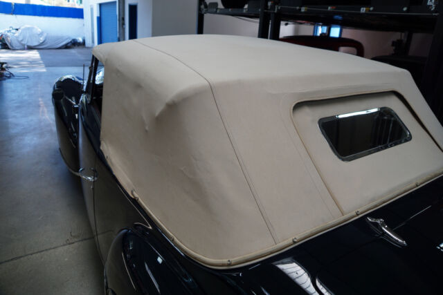 Lincoln Zephyr Continental V12 Convertible 1940 image number 34