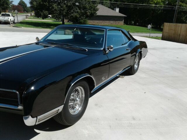 Buick Riviera 1966 image number 26