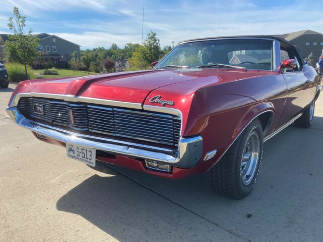 Mercury Cougar 1969 image number 1