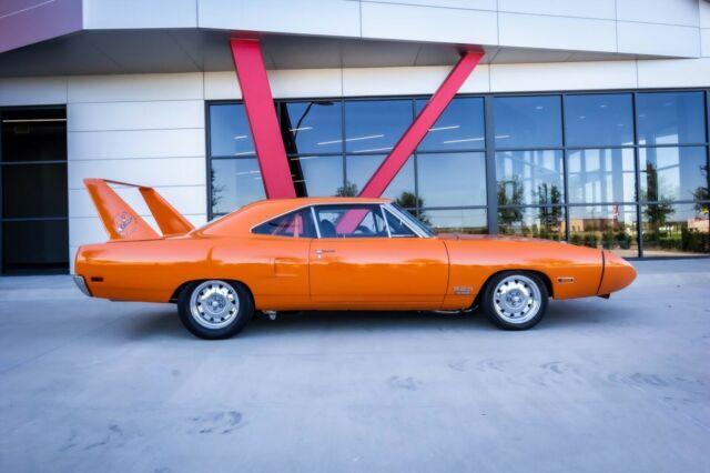 Plymouth Road Runner 1970 image number 10