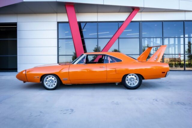 Plymouth Road Runner 1970 image number 2