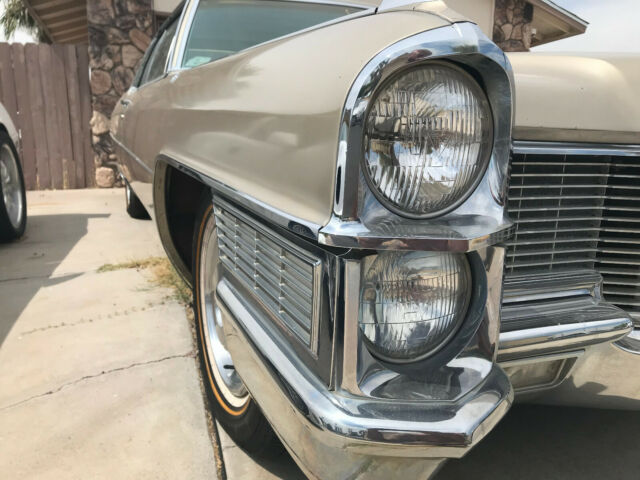 Cadillac DeVille 1965 image number 17