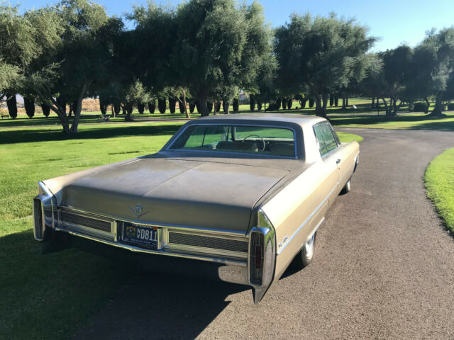 Cadillac DeVille 1965 image number 2