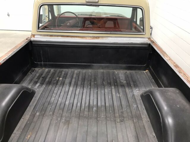 Chevrolet short bed pick up 1970 image number 29