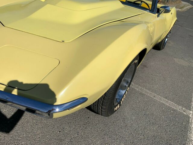 Chevrolet Corvette 1968 image number 14