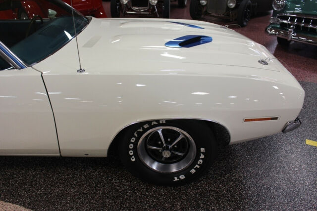 Plymouth Barracuda 1970 image number 13