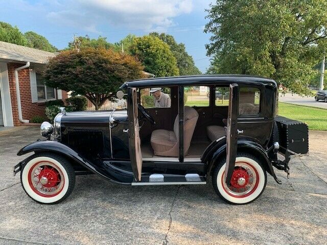 Ford Model A 1930 image number 24