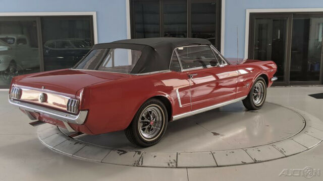 Ford Mustang 1965 image number 28