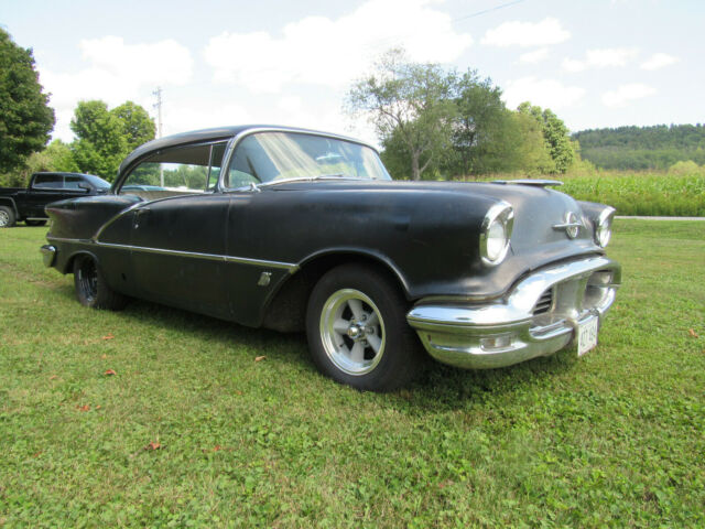 Oldsmobile Eighty-Eight 1956 image number 1