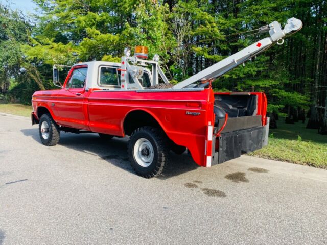 Ford F-250 1975 image number 1