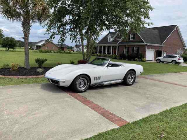 Chevrolet Corvette 1968 image number 29