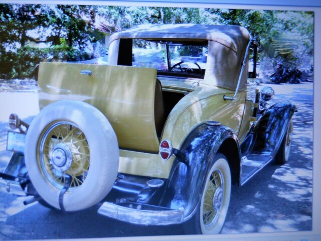 Chevrolet Confederate Cabrolet 1932 image number 1