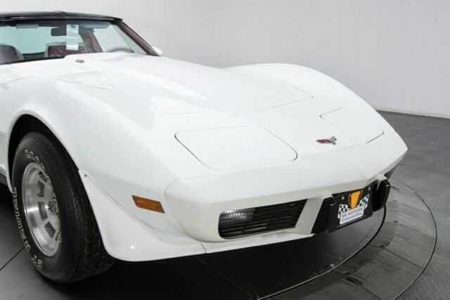 Chevrolet Corvette 1979 image number 40