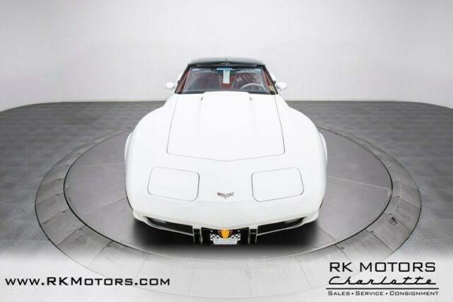 Chevrolet Corvette 1979 image number 15