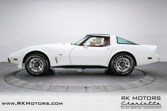 Chevrolet Corvette 1979 image number 33