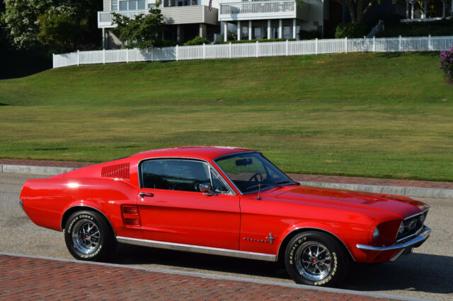 Ford Mustang 1967 image number 10