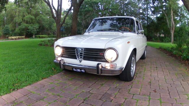 Alfa Romeo Giulia 1971 image number 16